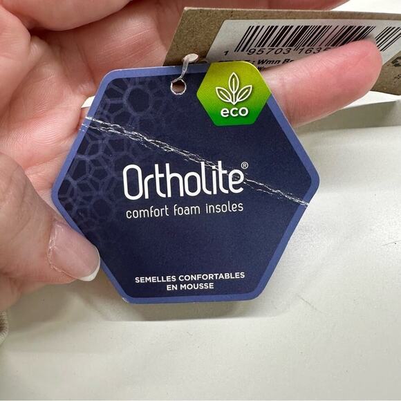 NWOB | TOMS | Bree Chevron Inspired Thong Sandals | Warm Beige | Size 7 - Picture 13 of 16